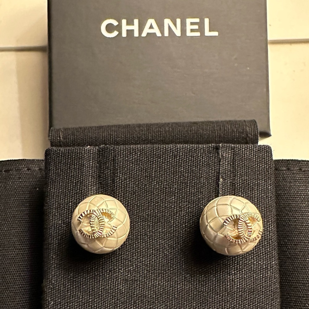 Authentic Chanel Pearl Stud Earrings